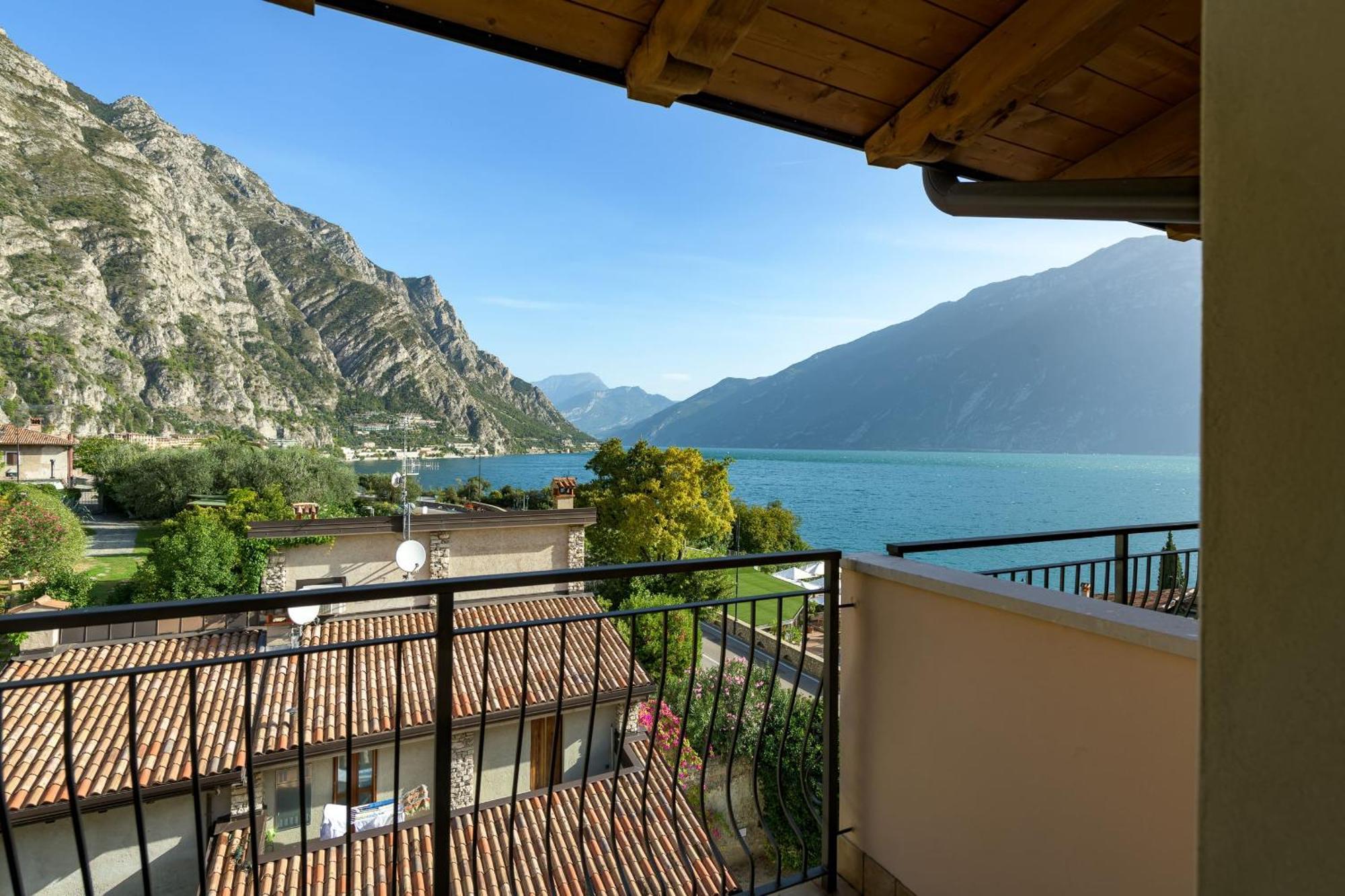 Hotel Garda Bellevue Limone sul Garda Bagian luar foto