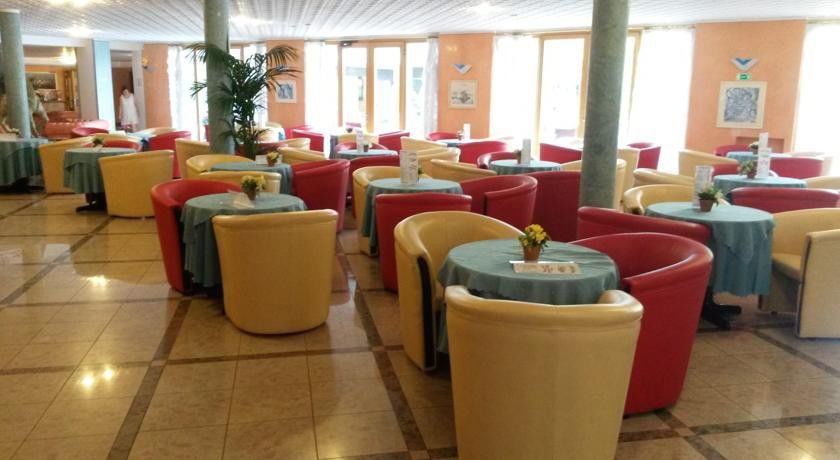 Hotel Garda Bellevue Limone sul Garda Bagian luar foto